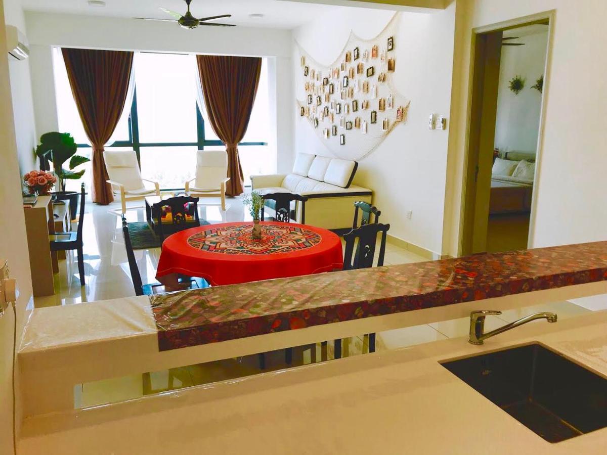 Luxury Seaview Family Suite By Little Cabin George Town Exteriör bild